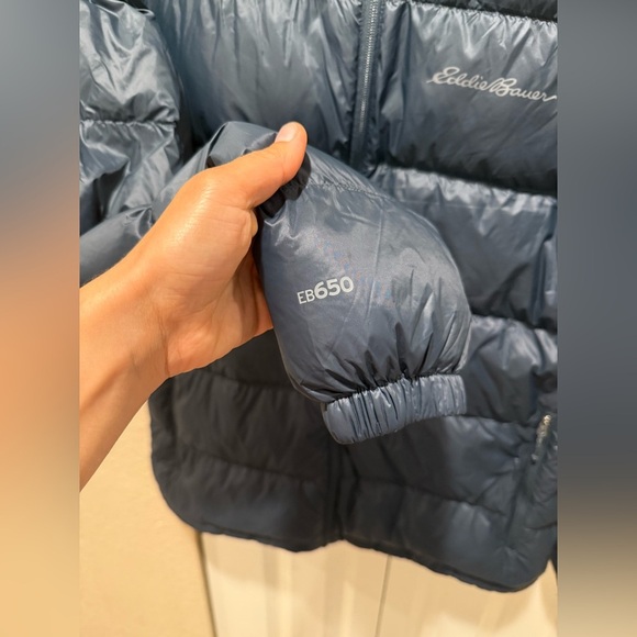 Eddie Bauer Wide Channel Hooded Down Jacket 650Fill Power in Storm,size M - Picture 5 of 8